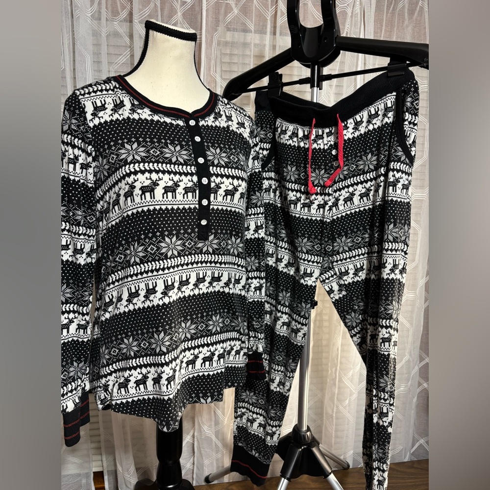 Cuddl Duds Black & White ladies Size Small Pajama Set very soft drawstring pant